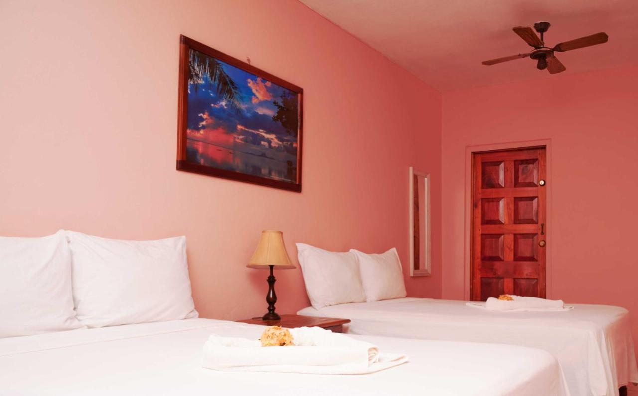 Yellow Bird Sea Negril Exterior foto