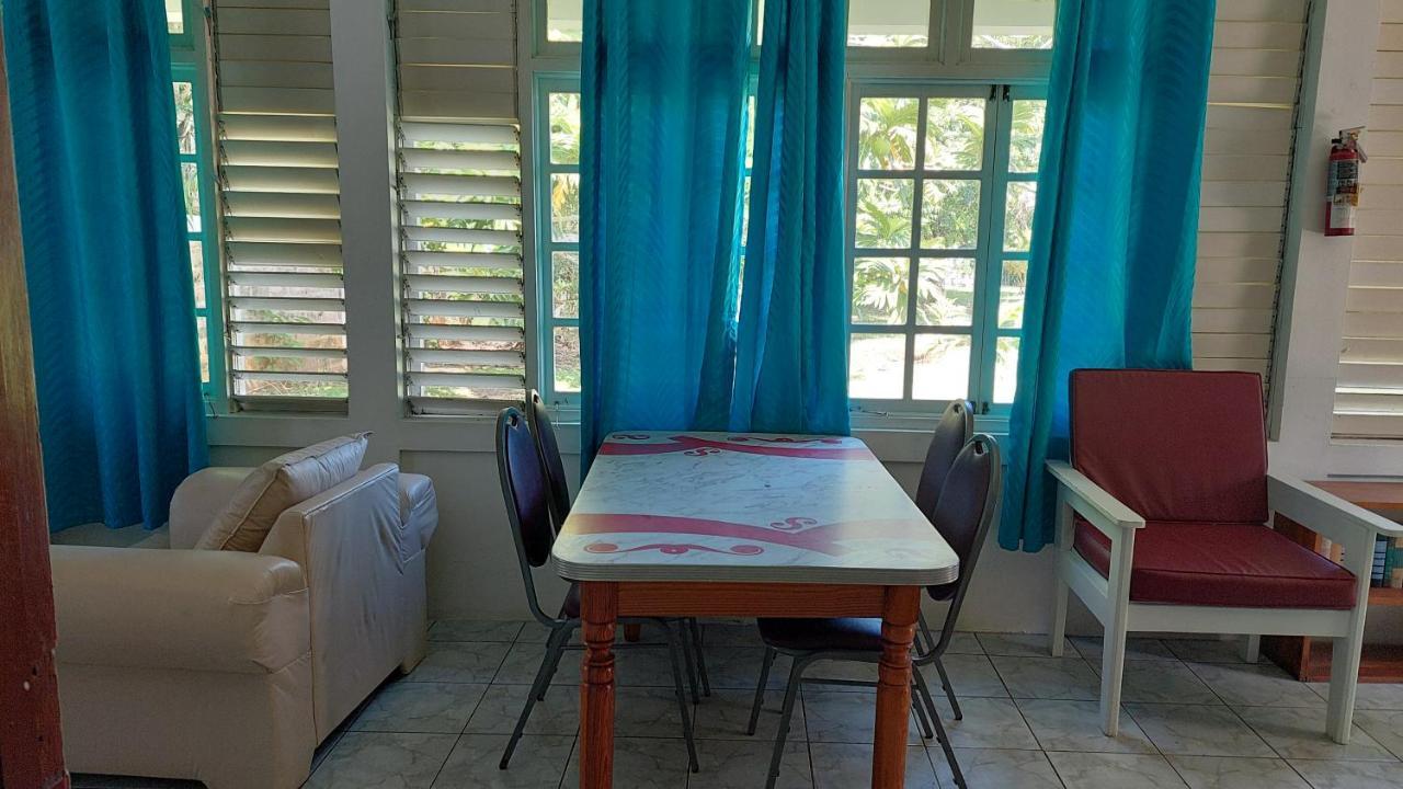 Yellow Bird Sea Negril Exterior foto